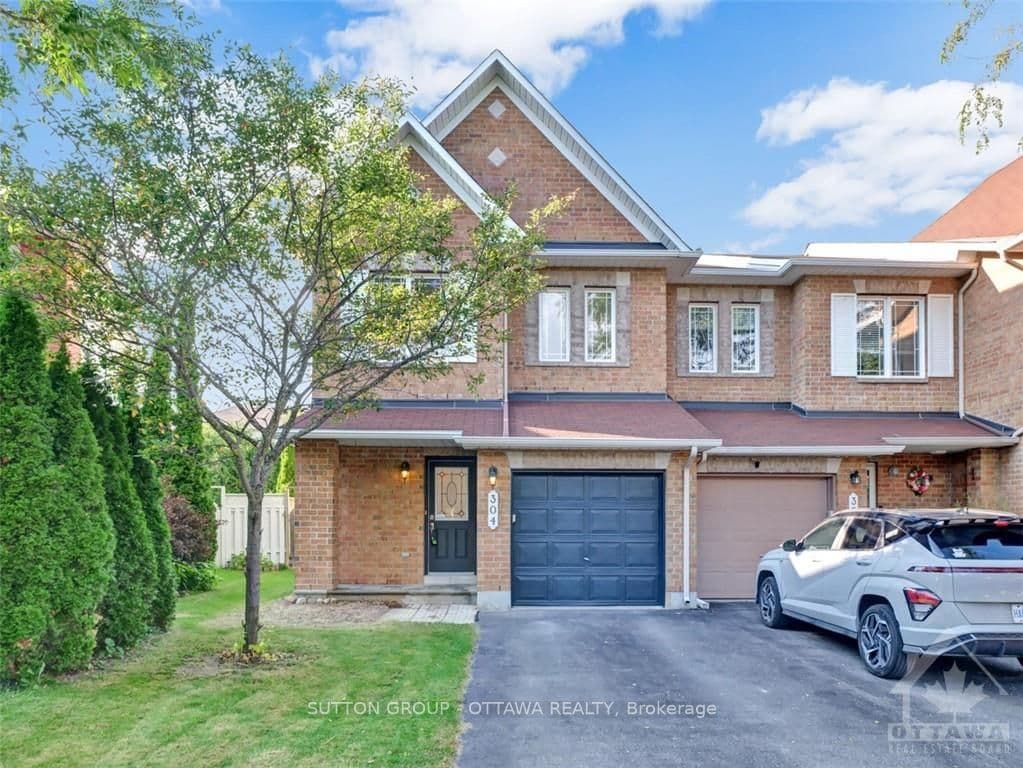 304 STATEWOOD Drive photo 1