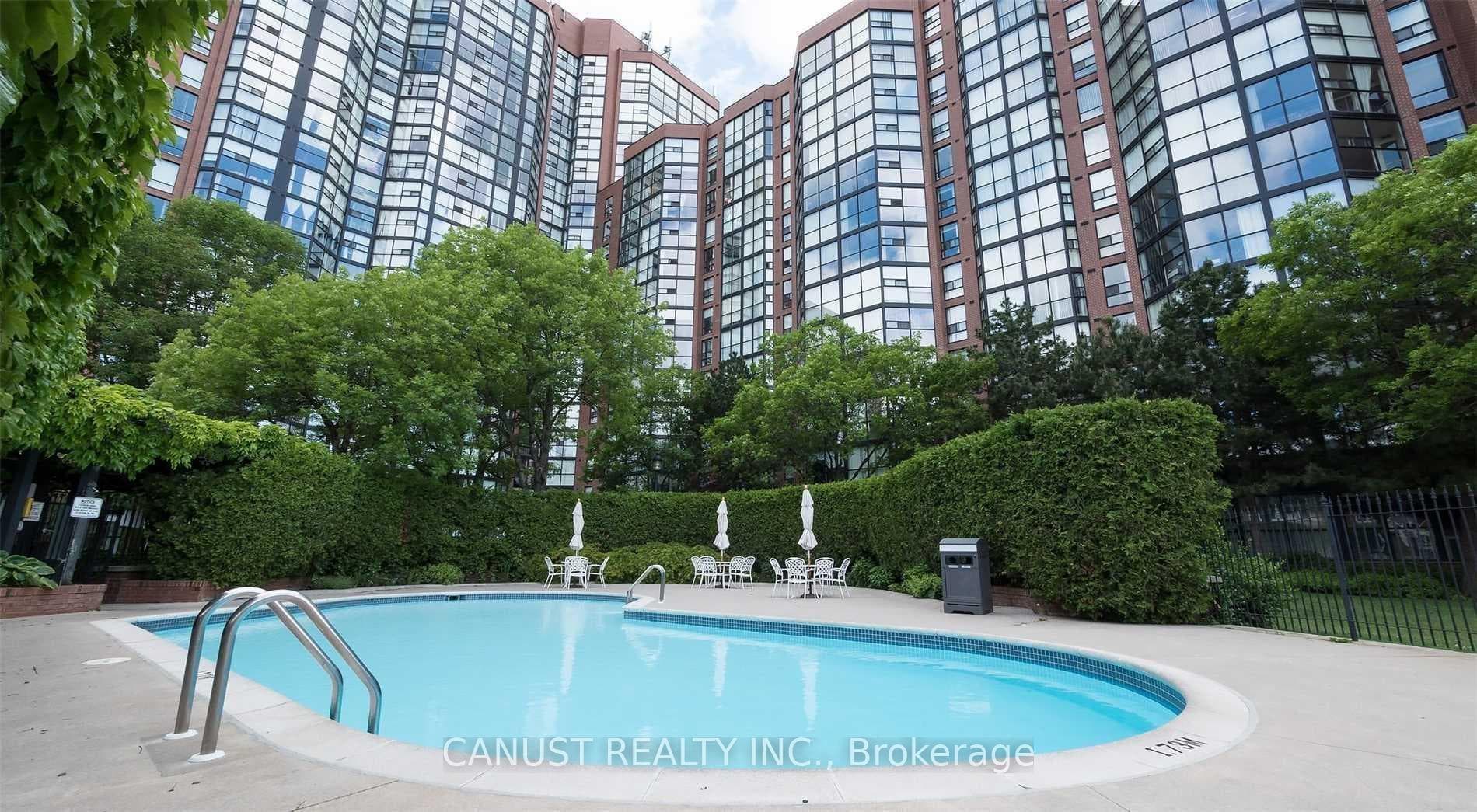705 King Street Unit 608 photo 16