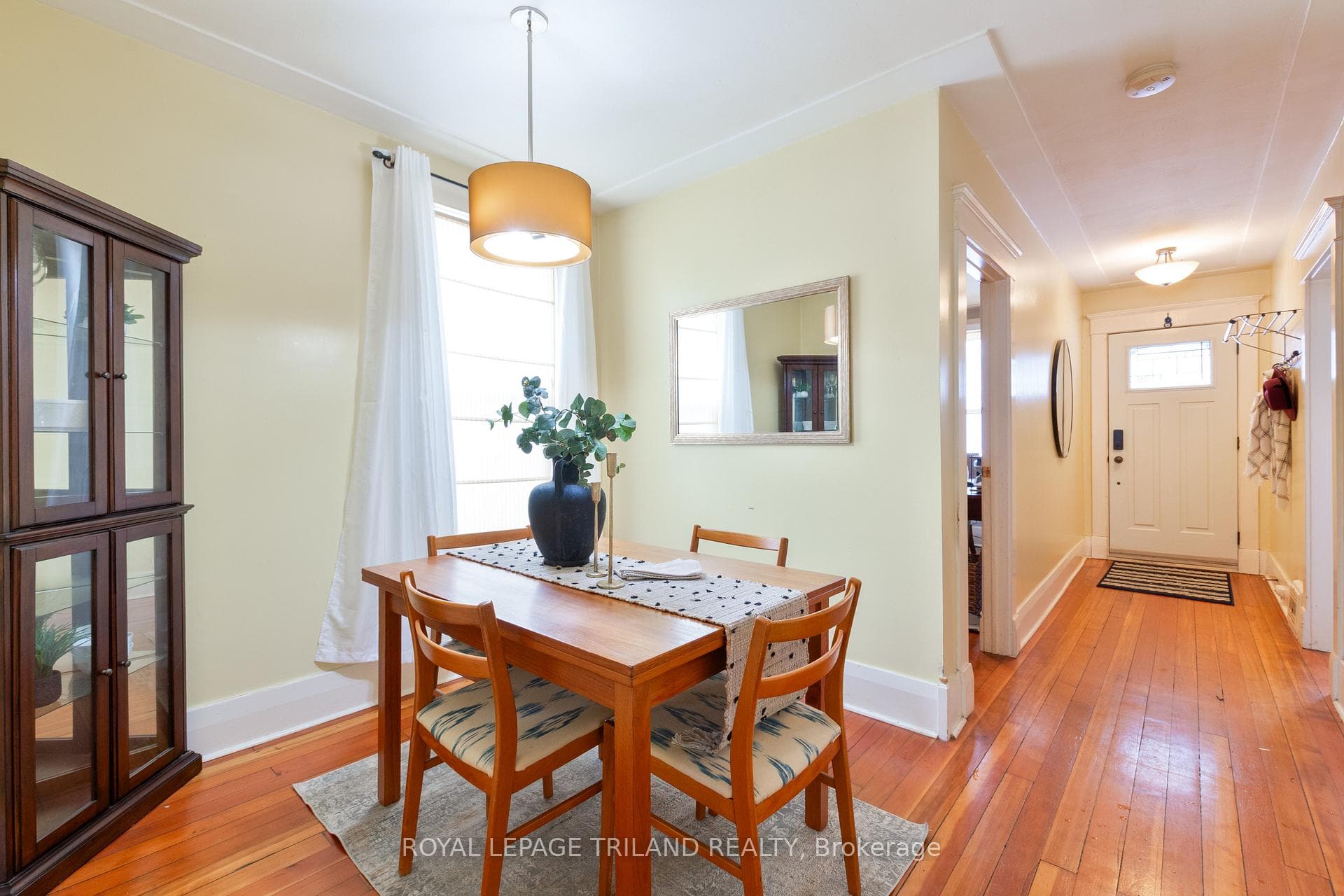 30 Elmwood Place photo 12