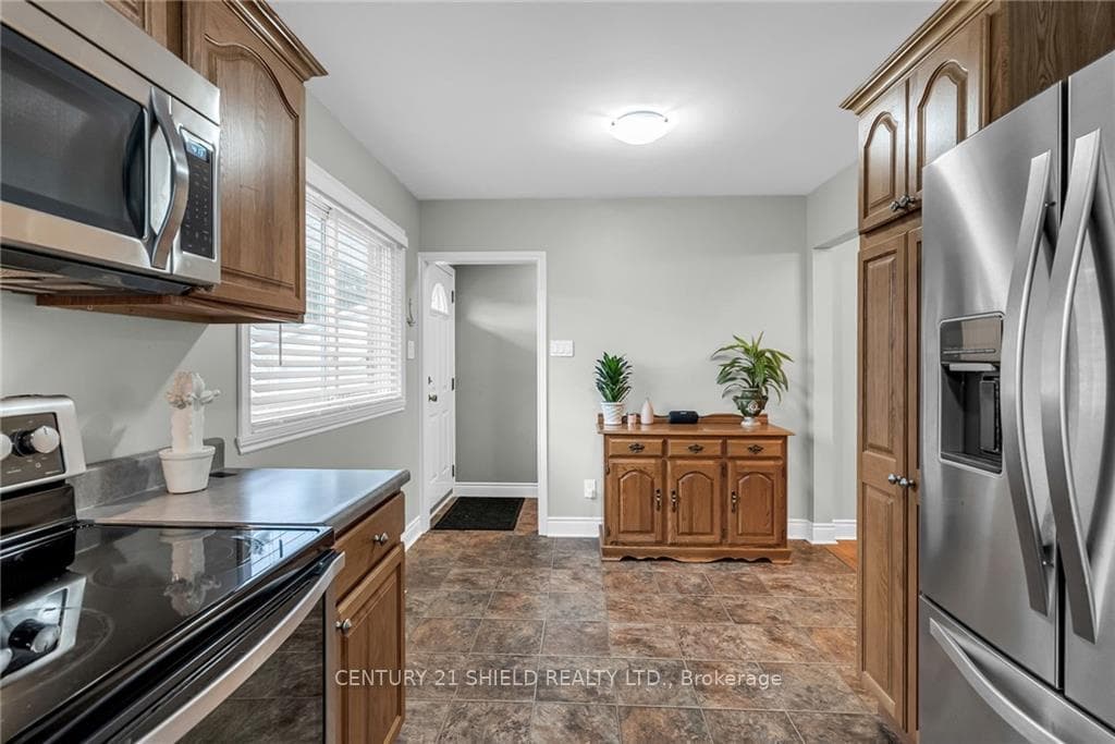 1707 DOVER Road photo 8