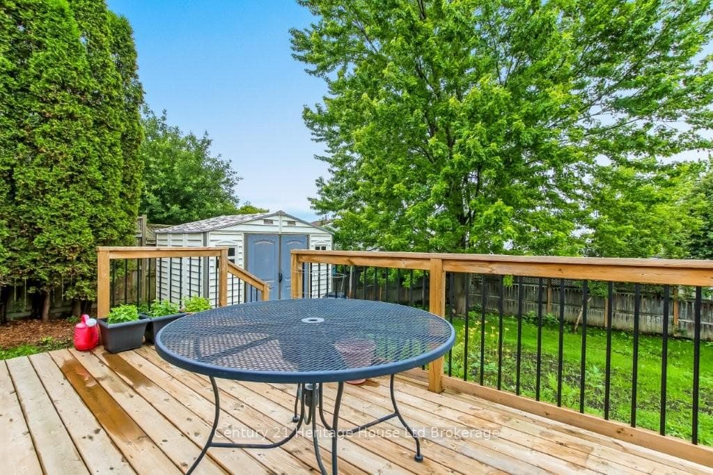 967 Alice Street photo 18