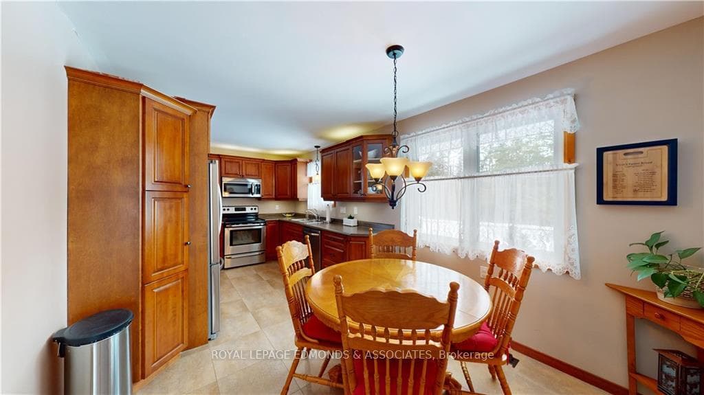 125 GRIFFITH WAGNER Road photo 11