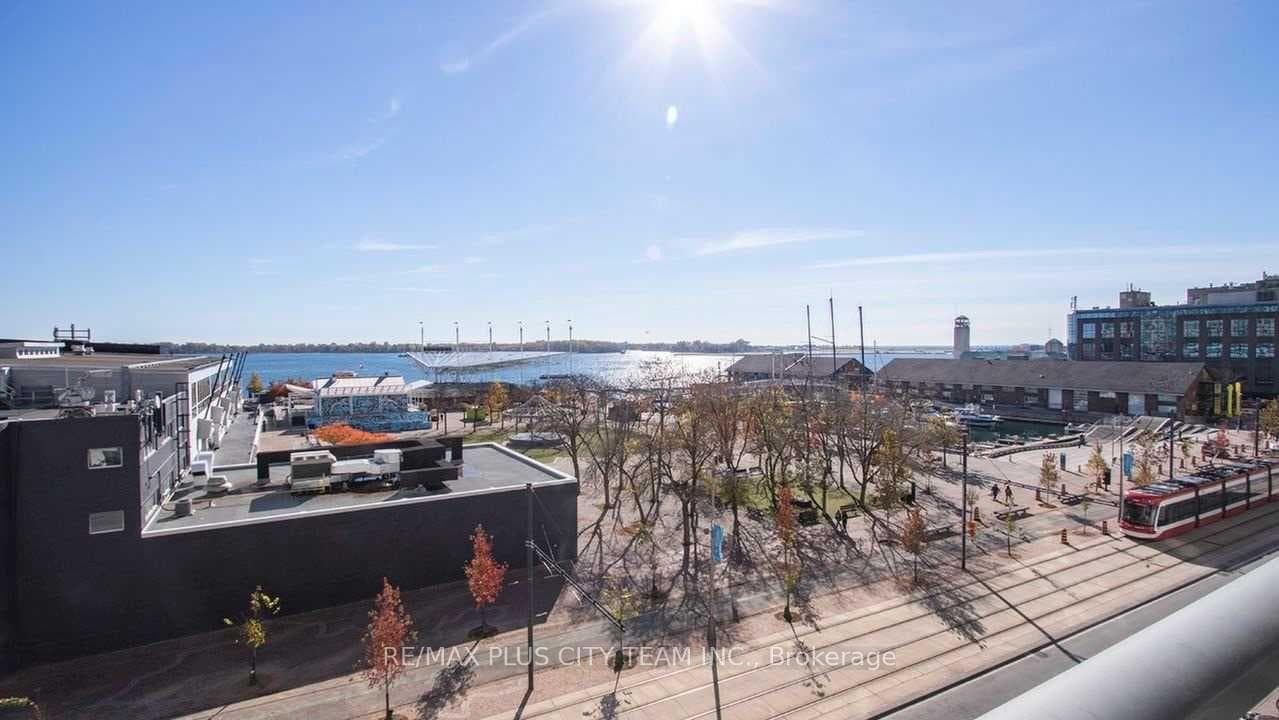 228 Queens Quay N/A Unit 609 photo 18