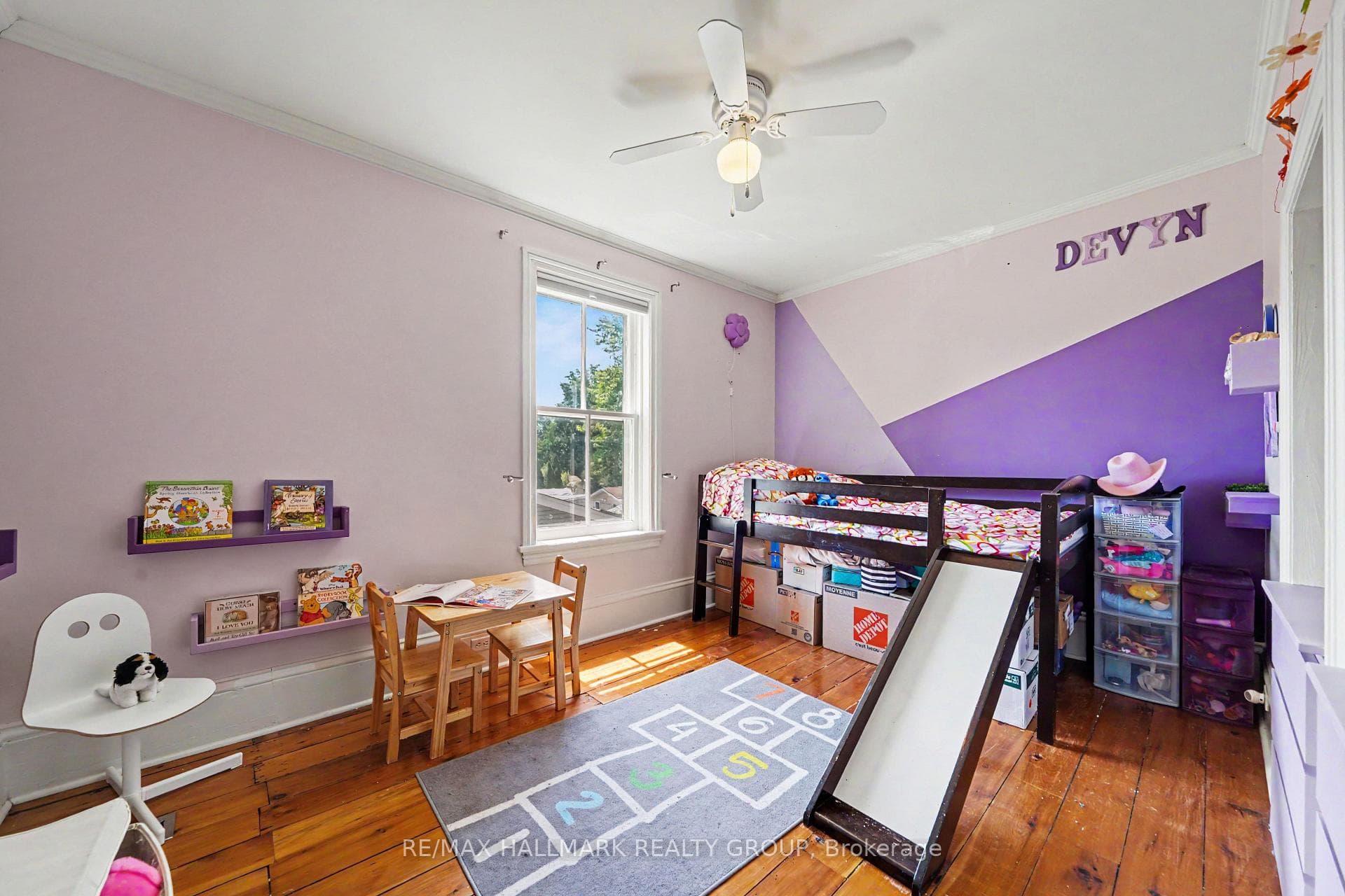 98 Drummond Street photo 24