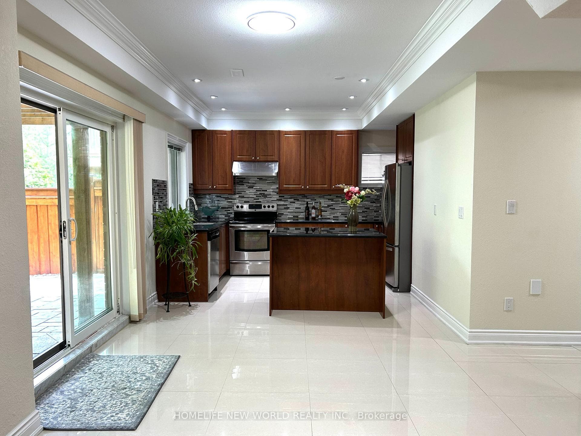 43 Mancini Crescent photo 17