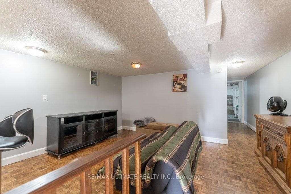 31 Antler Street photo 23