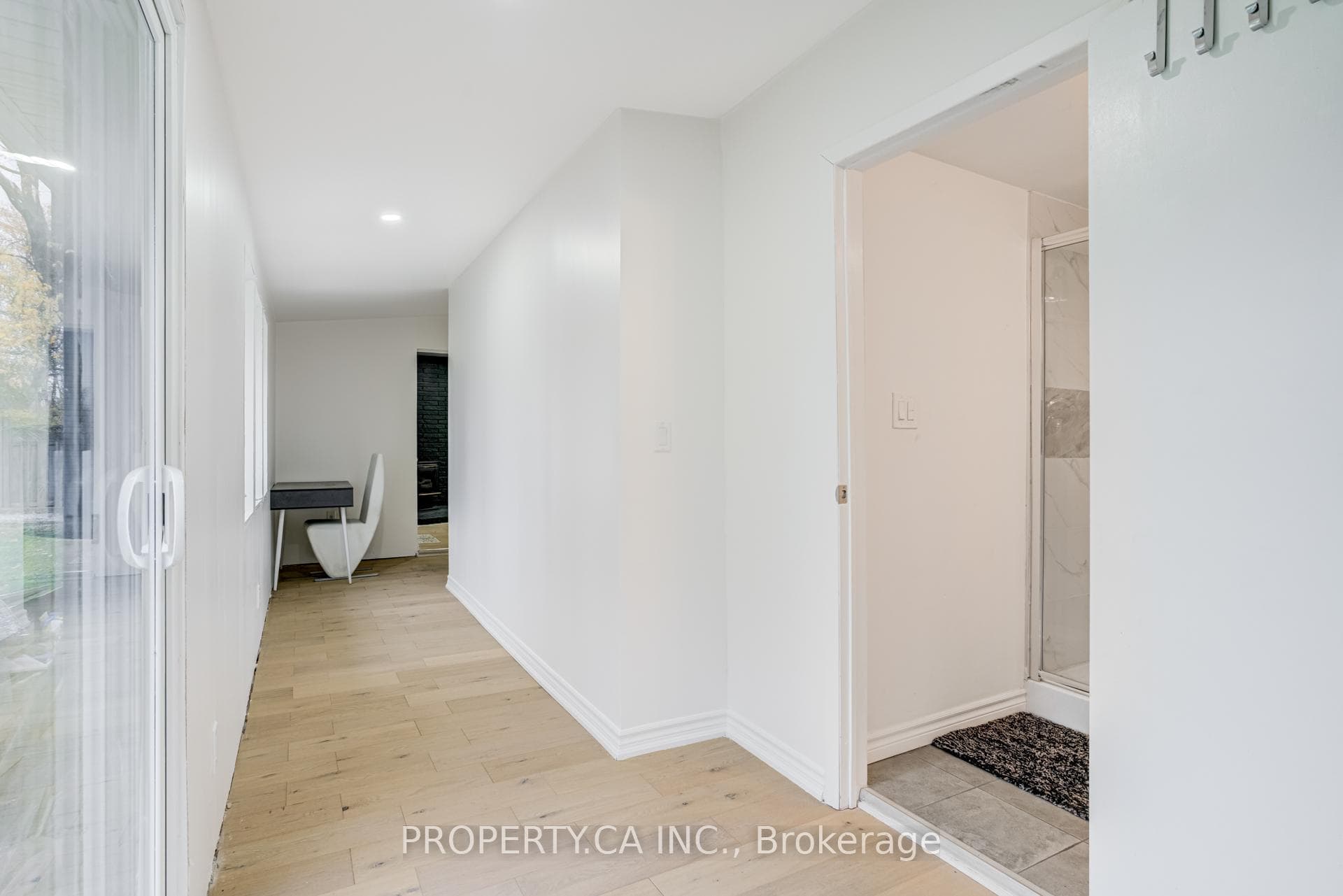 405 Washington Road photo 33