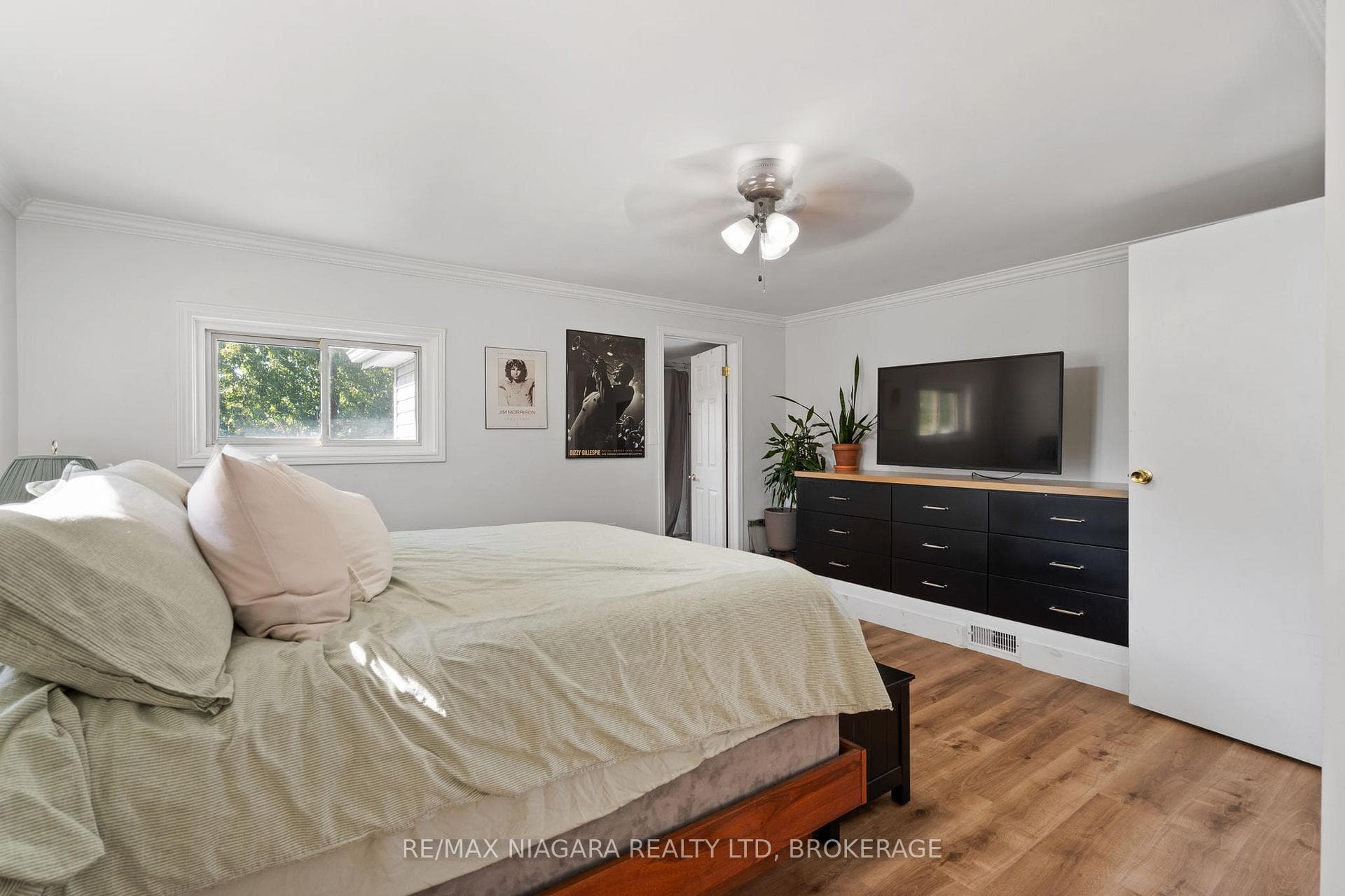 70 Beatrice Street photo 20