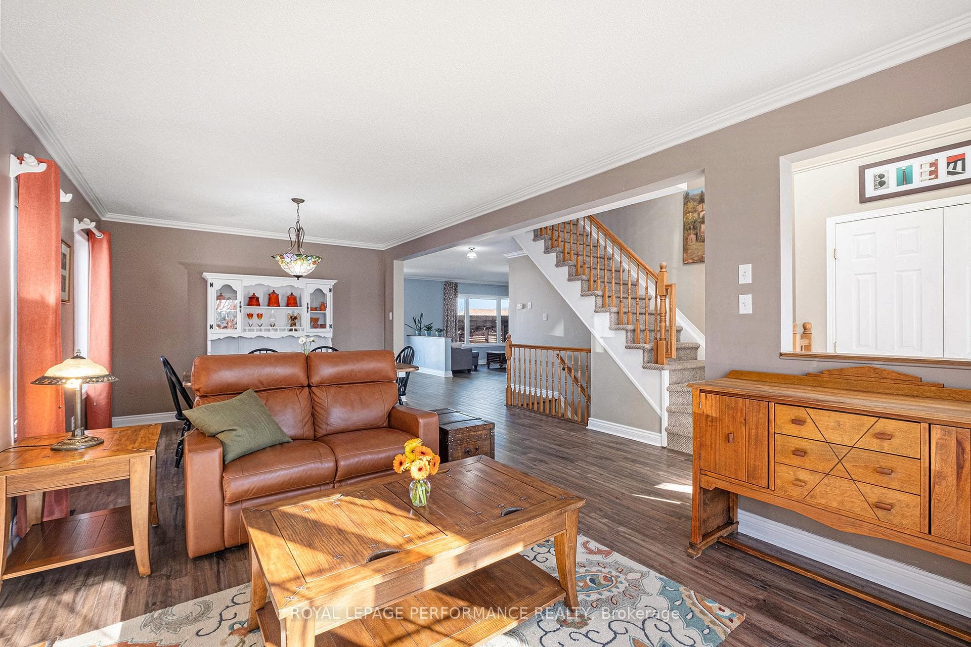 148 Labelle Street photo 9