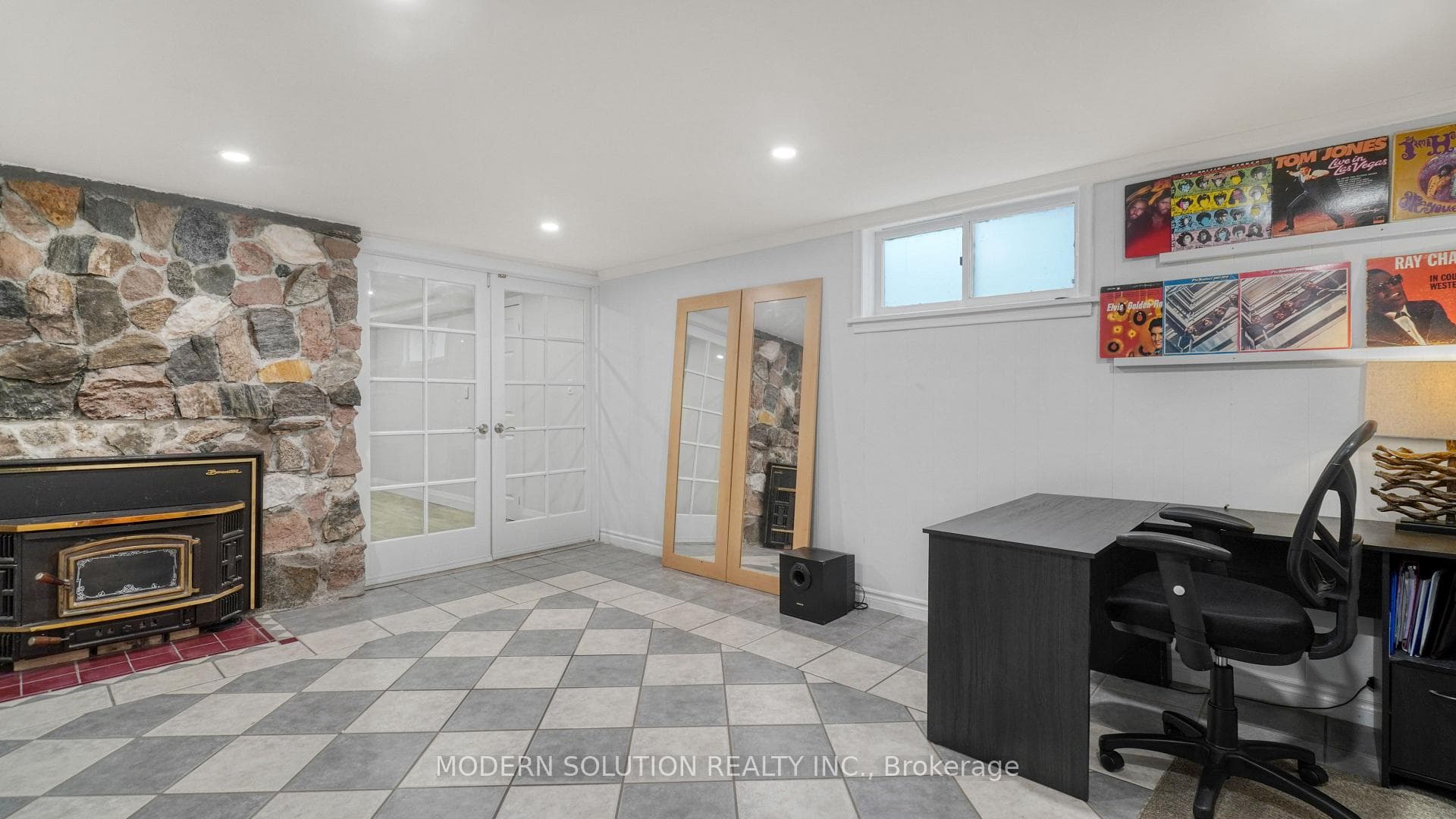 1260 Gore Road photo 27