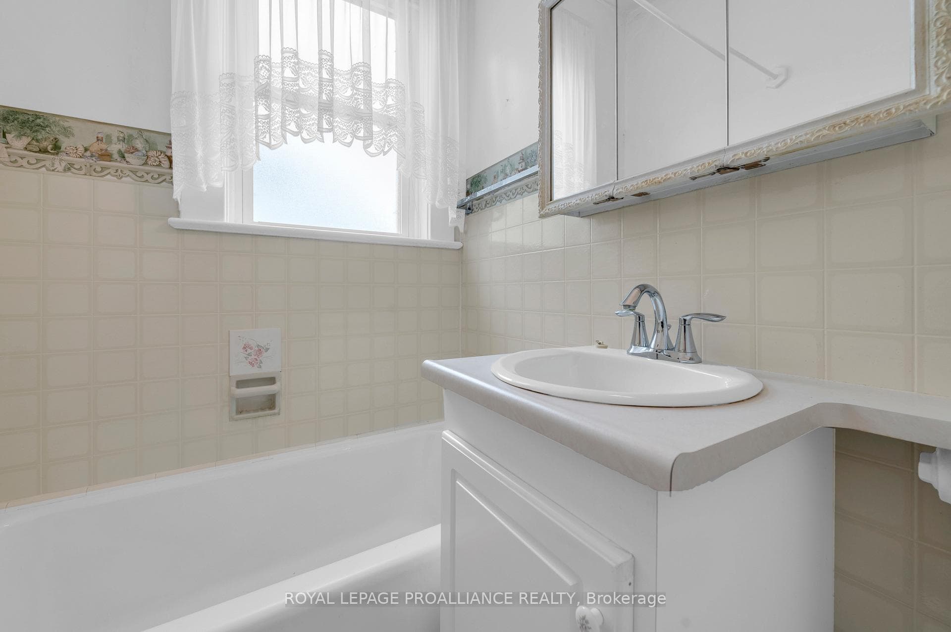 26 Charlotte Street photo 12
