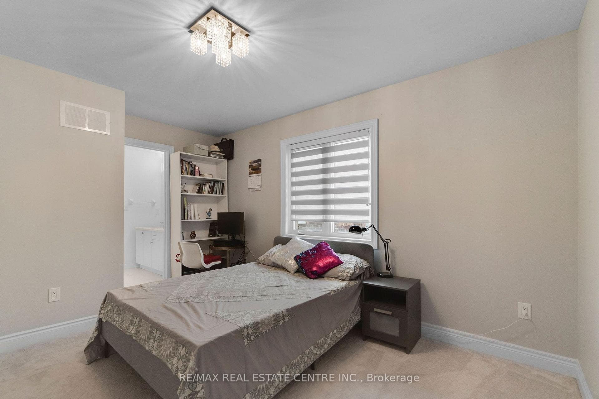 1319 Britton Crescent photo 32