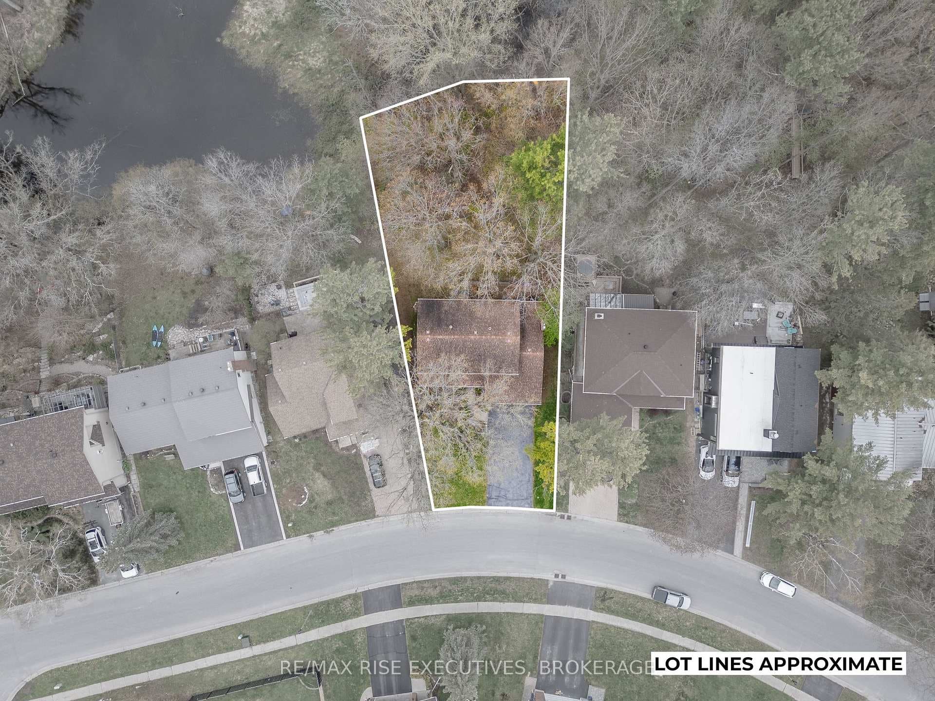 899 Safari Drive photo 47