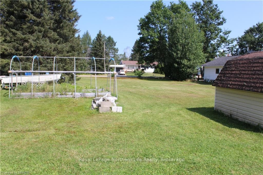 407 MORRISON Street photo 12