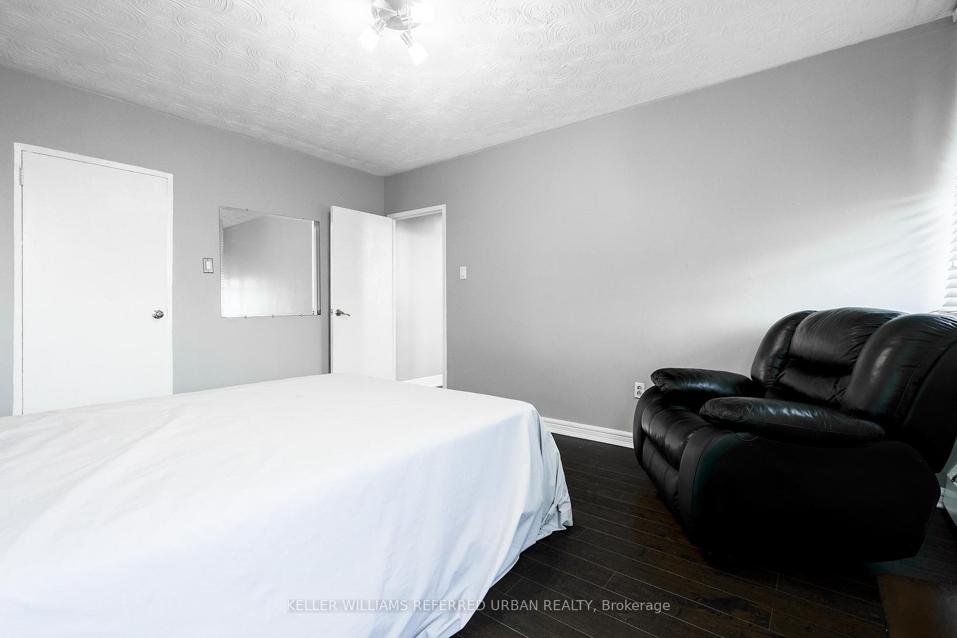2245 Eglinton Avenue Unit 609 photo 18