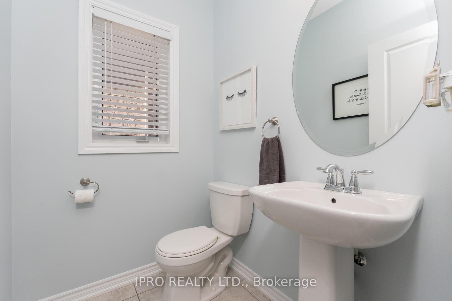 123 Hutchinson Drive photo 17