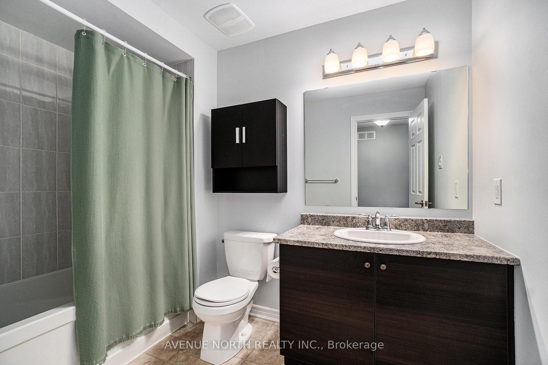 149 Mandalay Street photo 18