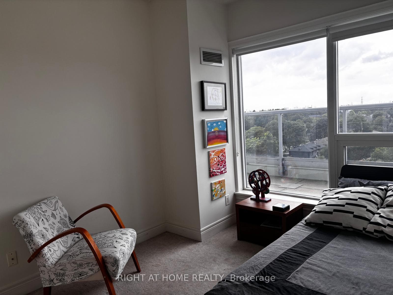 701 Sheppard Avenue Unit 712 photo 25