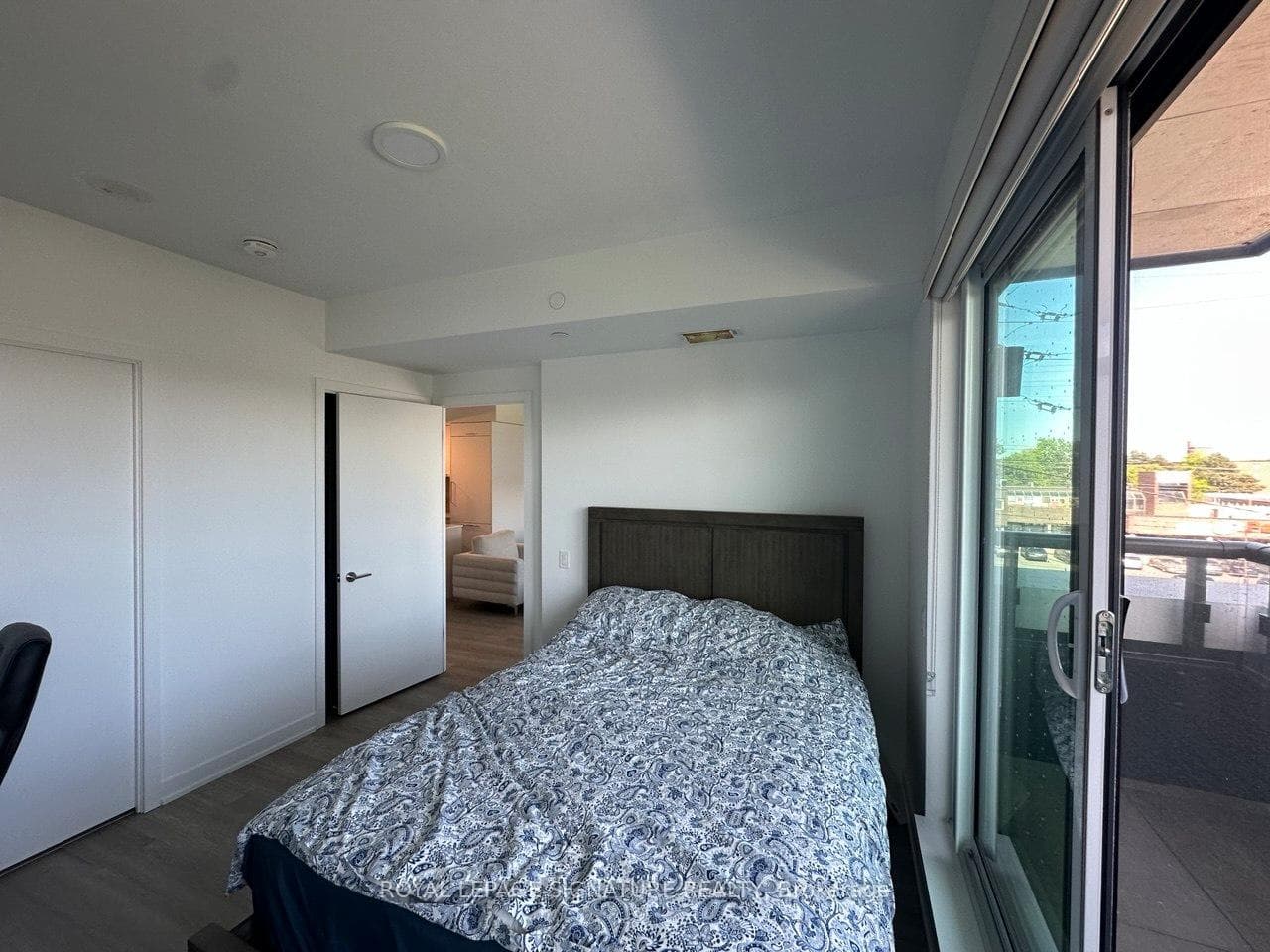 8188 Yonge Street Unit 222 photo 9
