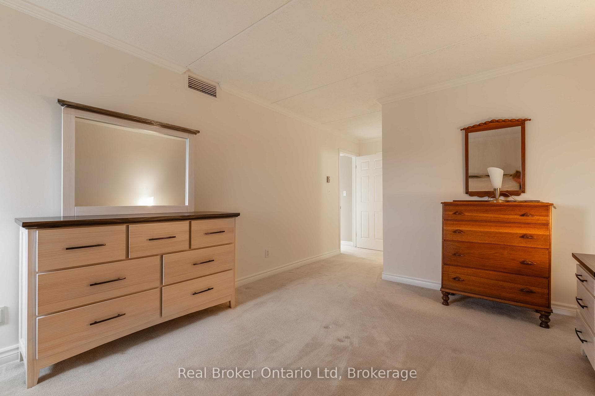 1455 2nd Avenue Unit 705 photo 19