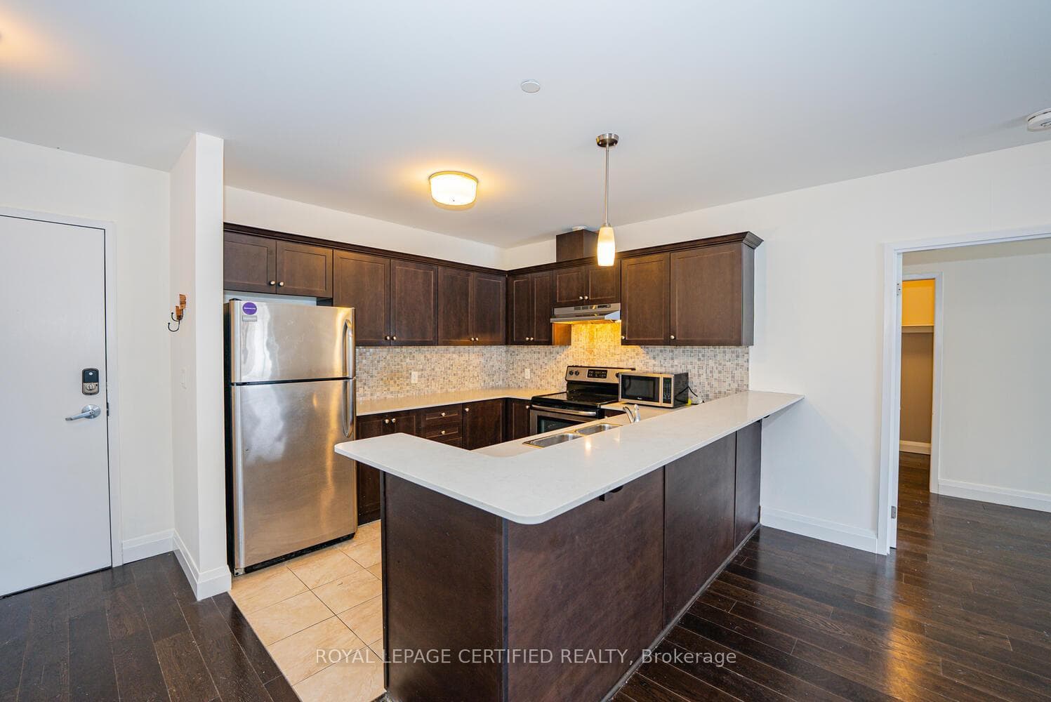 26 Wellington Street Unit 205 photo 15