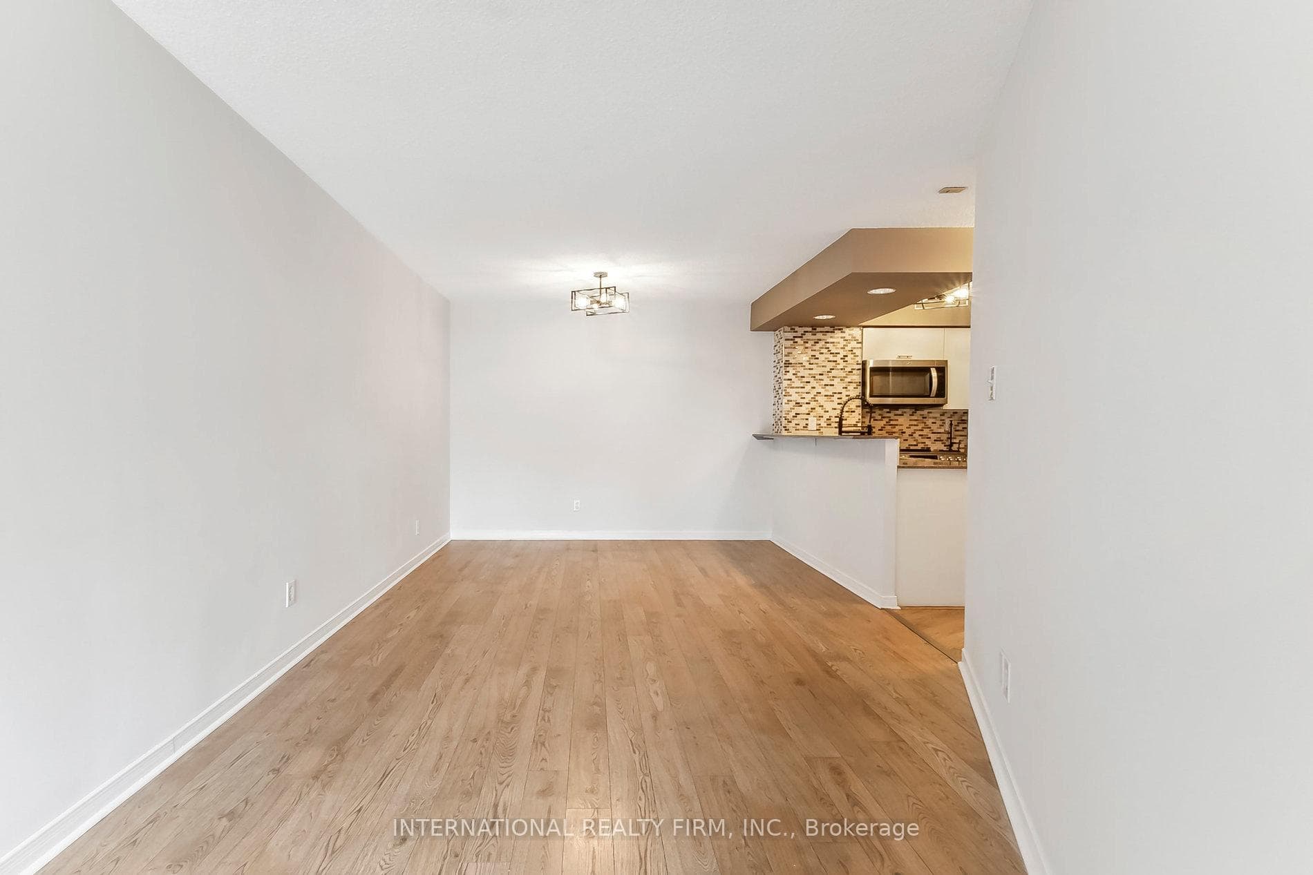 801 KING Street Unit 628 photo 21