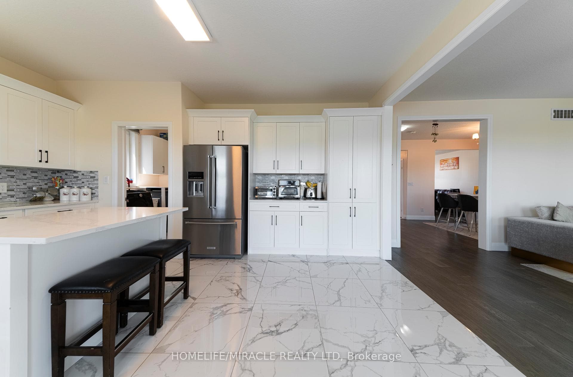 42 Grandville Circle photo 16