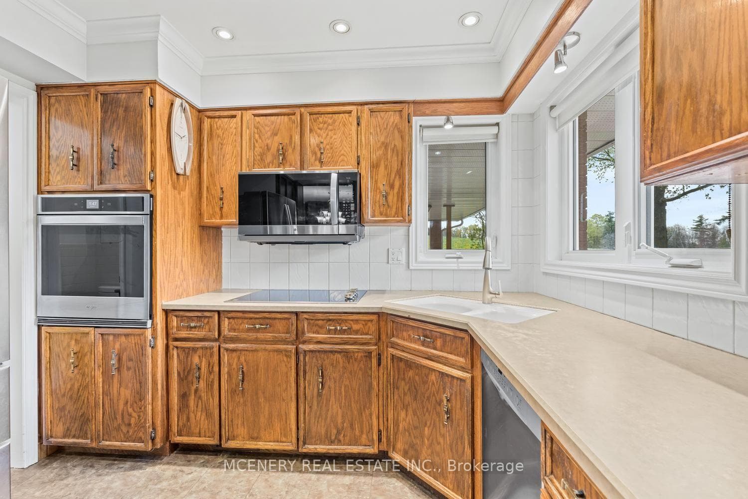 4310 BOSTON MILLS Road photo 12