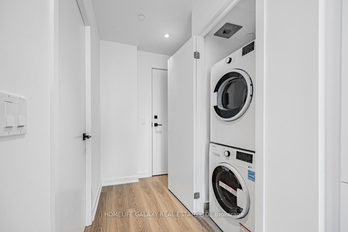 319 Jarvis Street Unit 2502 photo 11