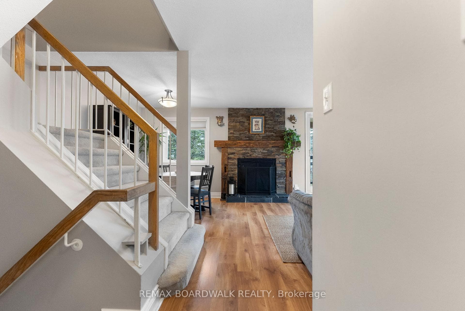 614 Tanguay Court photo 5
