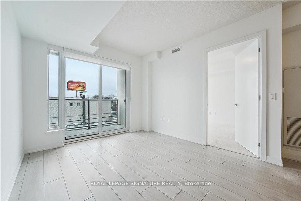556 Marlee Avenue Unit 325 photo 7