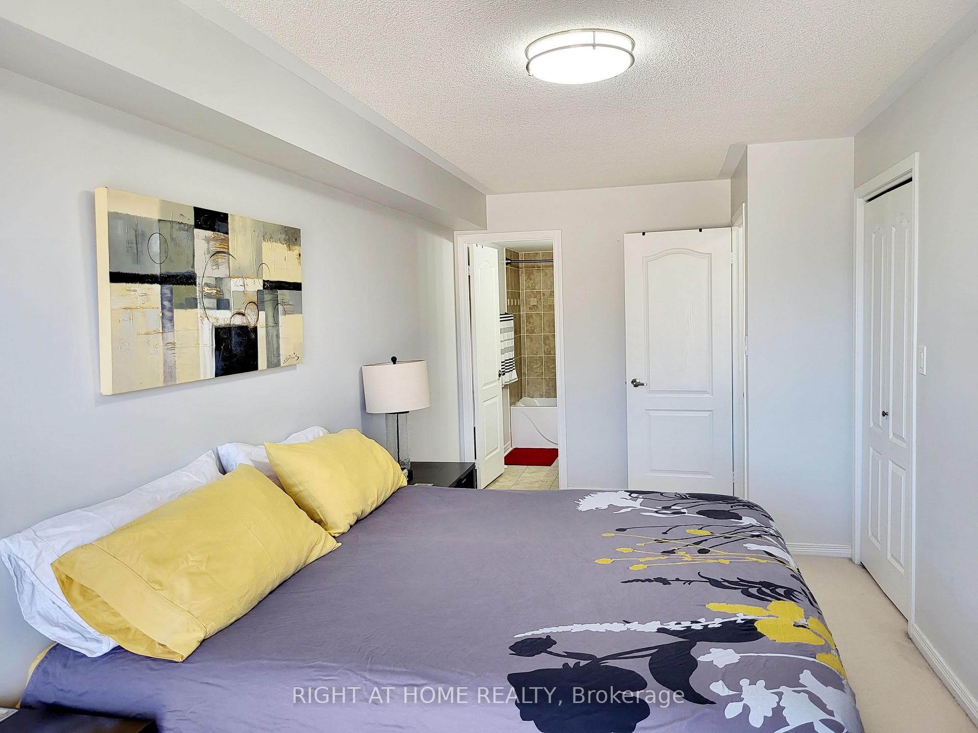 45 Strangford Lane Unit 303 photo 24