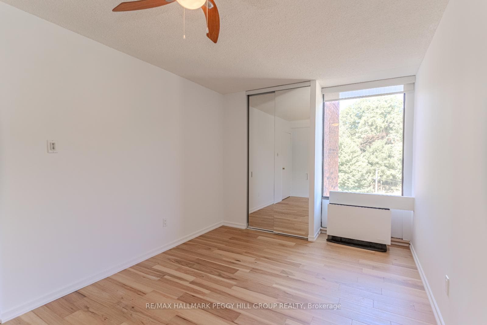 181 COLLIER Street Unit 701 photo 13