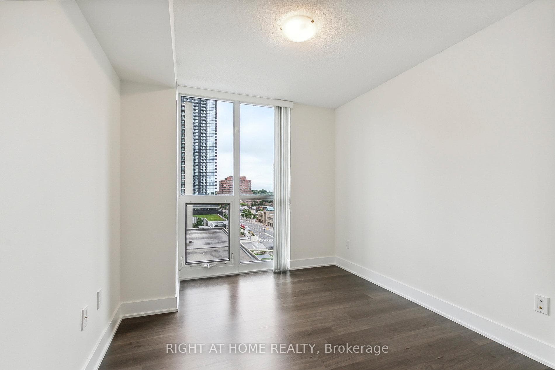 88 Sheppard Avenue Unit 1005 photo 25
