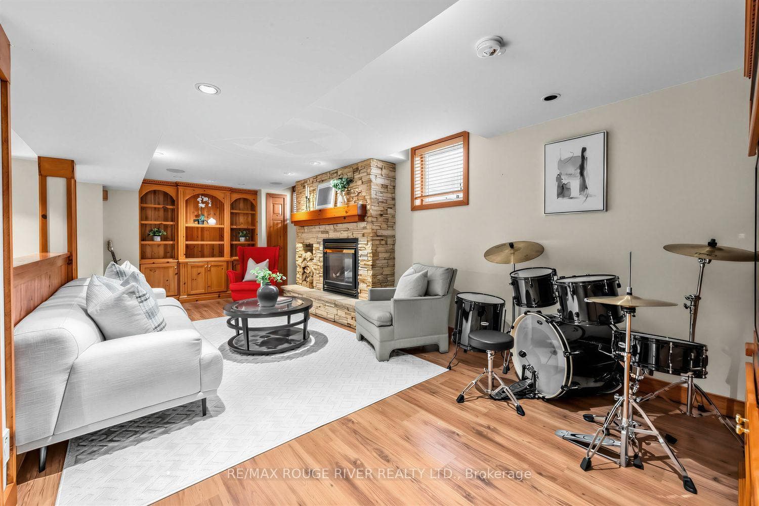 36 Nimrod Crescent photo 27