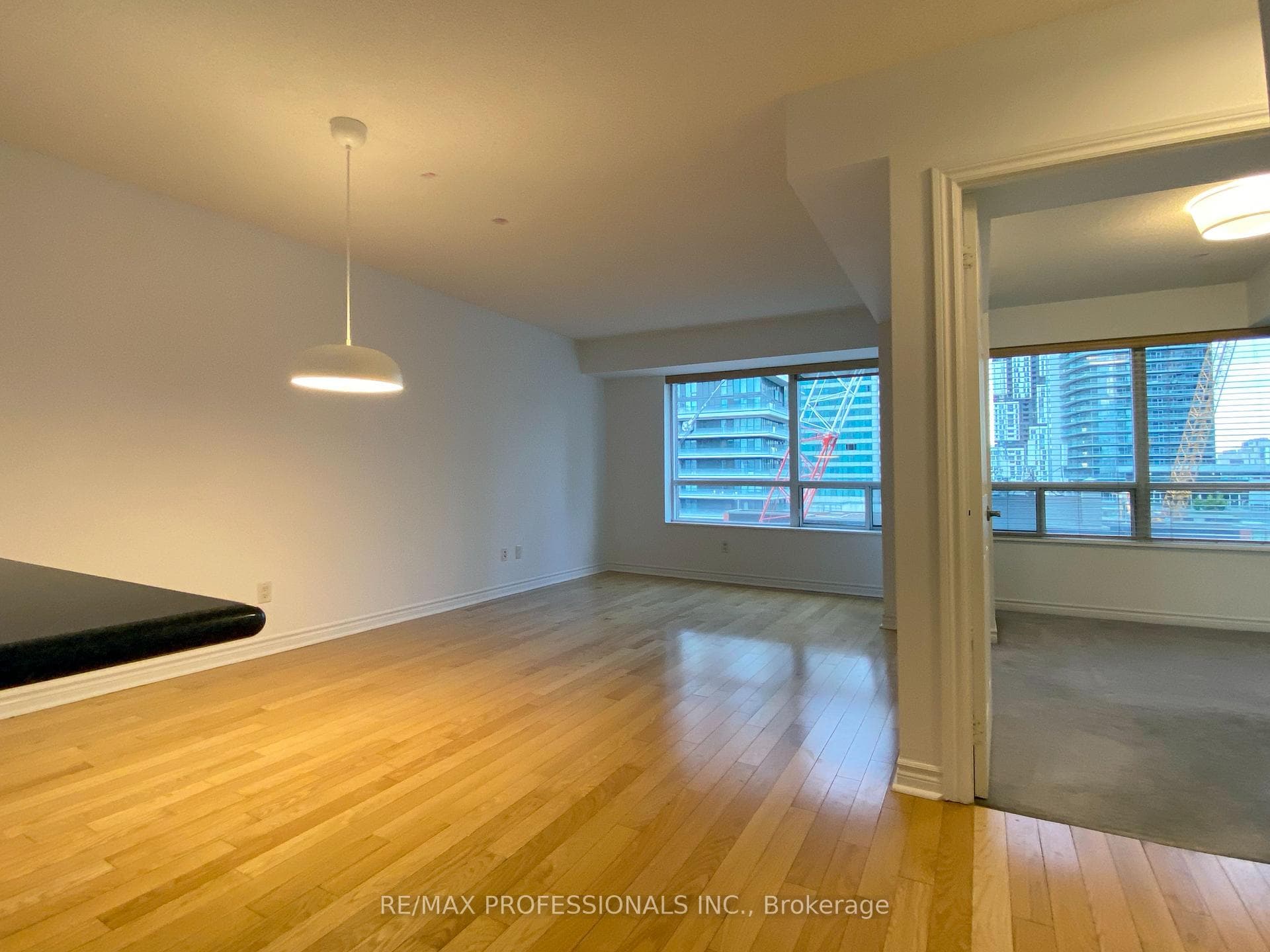 250 Wellington Street Unit 1741 photo 33