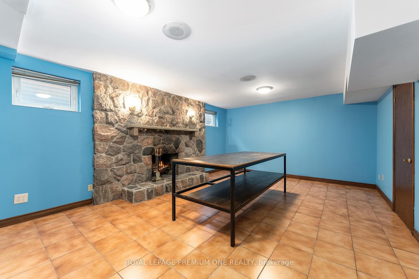 409 Wycliffe Avenue photo 30