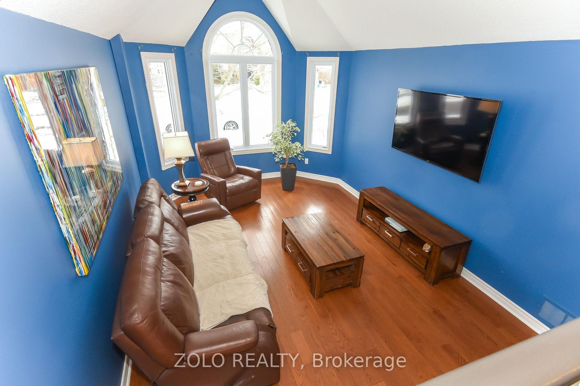 1392 Talcy Crescent photo 11