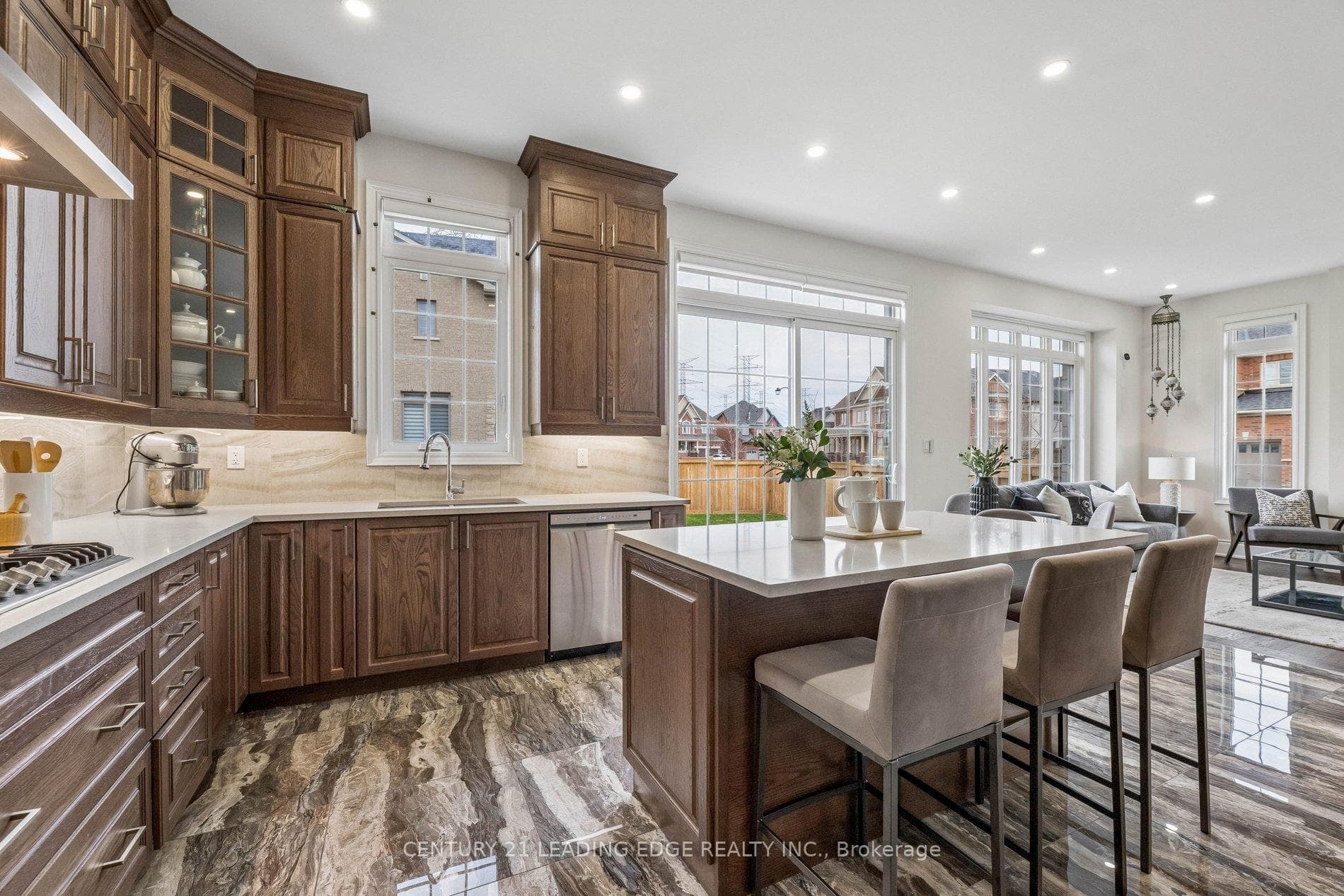 GORGEOUS Chef's Kitchen!