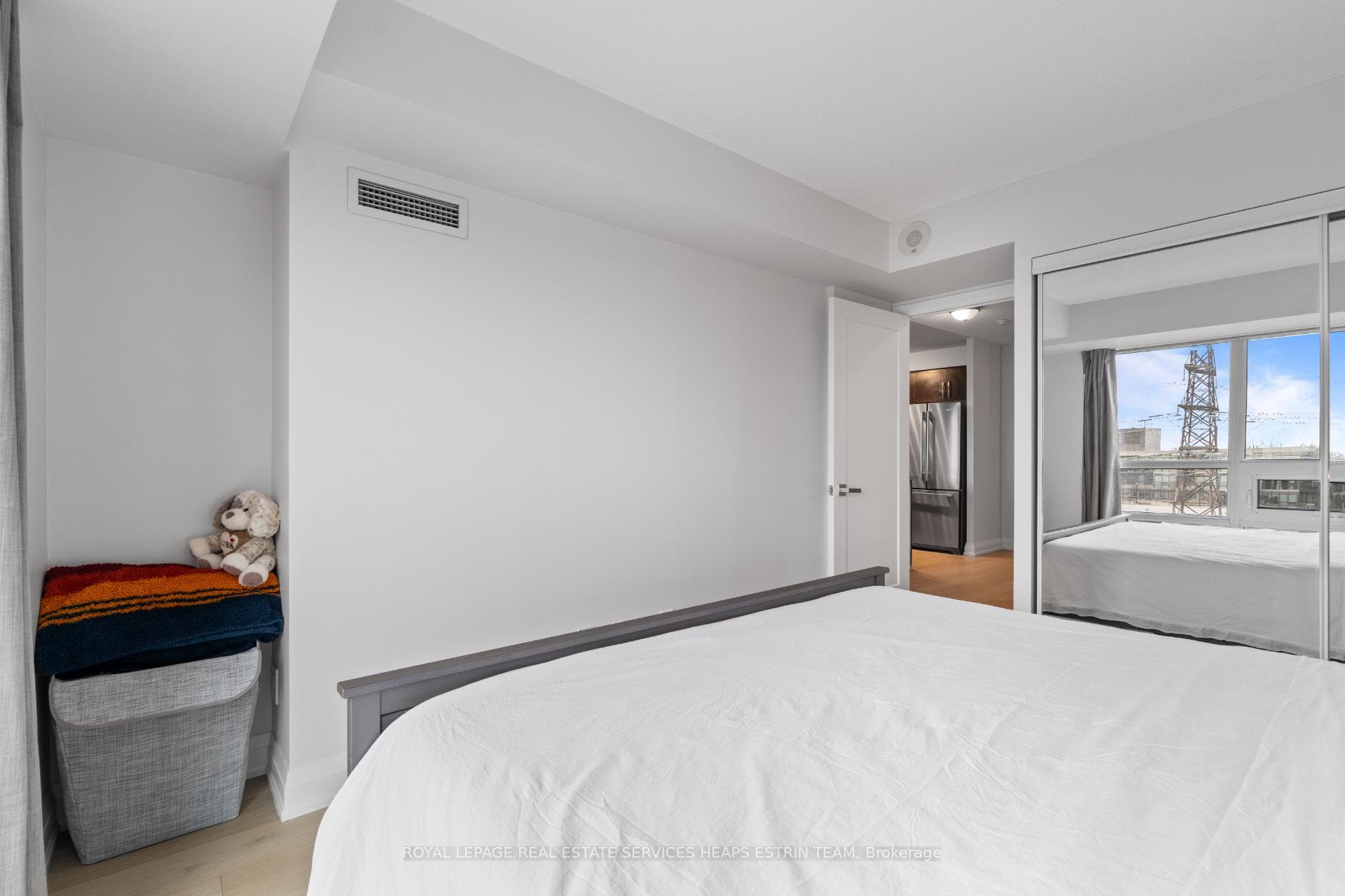 3 Michael Power Place Unit 606 photo 19