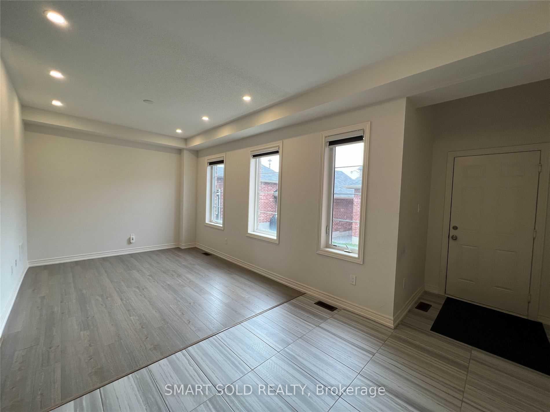 1046 Murrell Boulevard photo 13