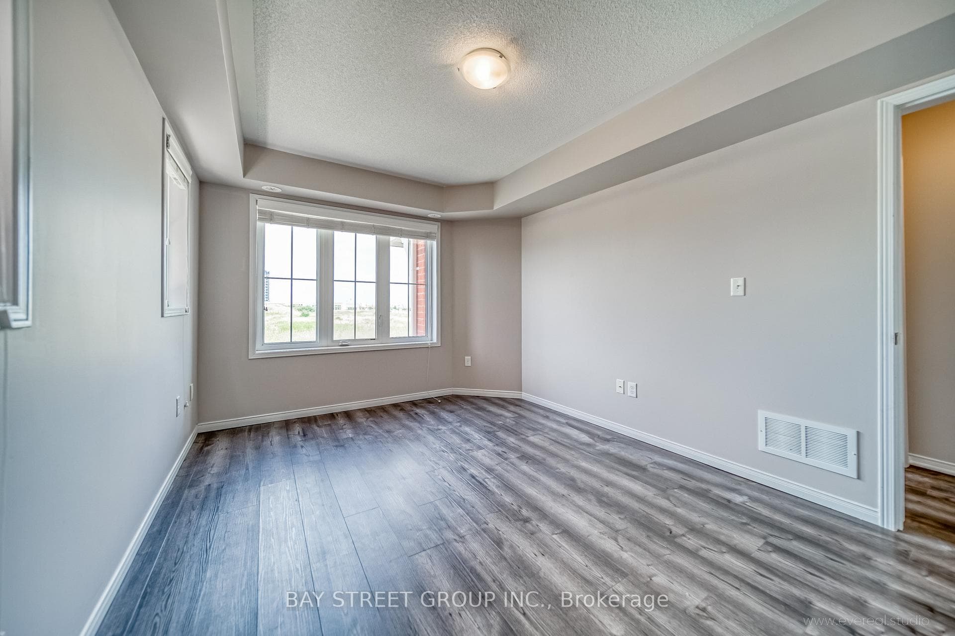 2444 Post Road Unit 16 photo 18