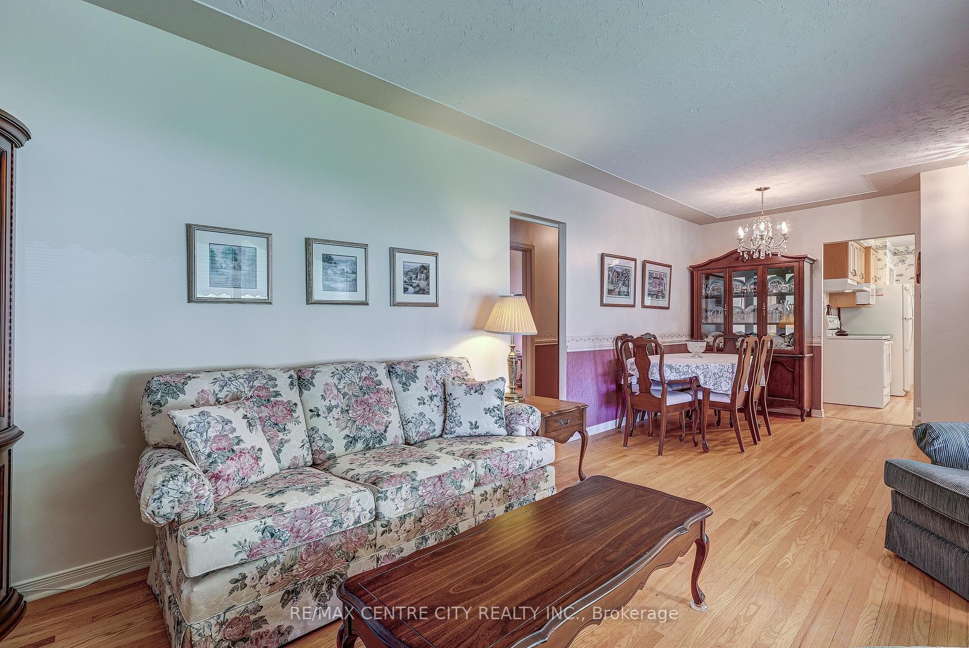 466 Beachwood Avenue photo 7