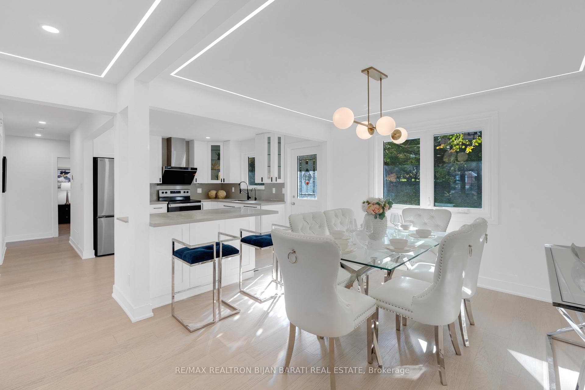 14 Henderson Avenue photo 6