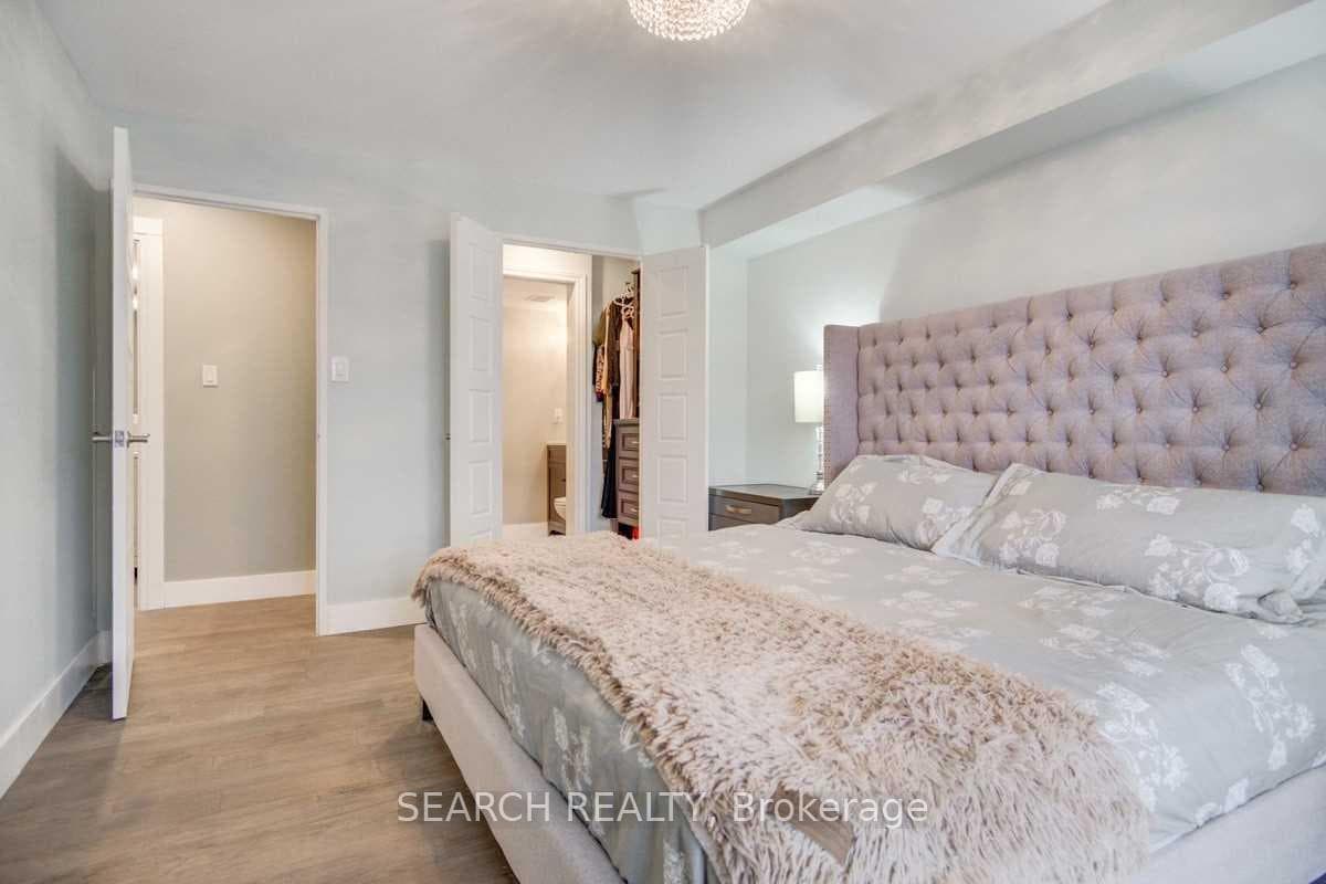 1320 Mississauga Valley Boulevard Unit 206 photo 15