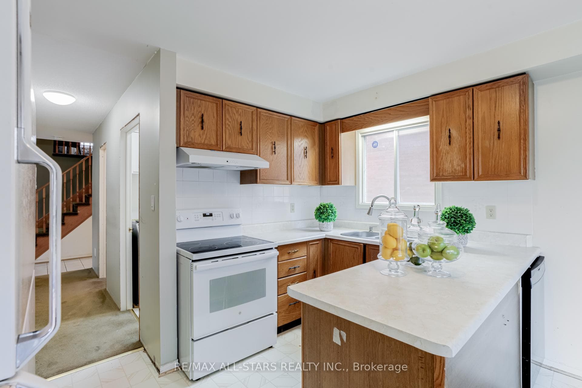 29 Justus Drive photo 11