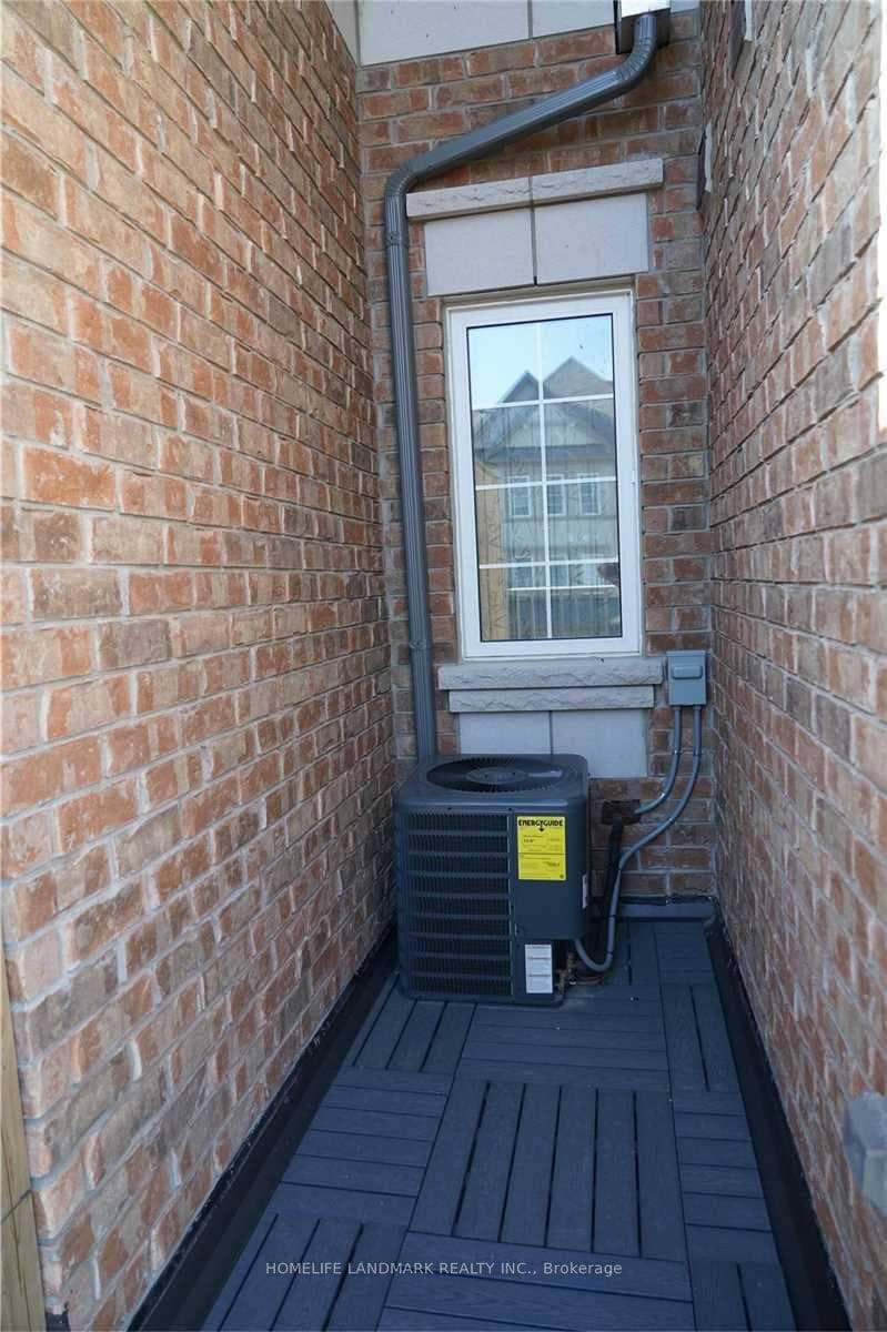 16 McGrath Avenue photo 15