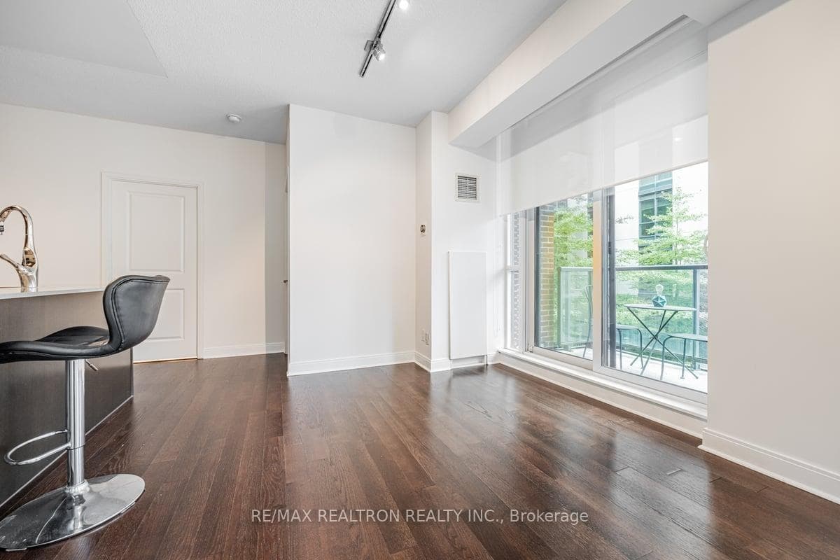 38 The Esplanade N/A Unit 316 photo 16