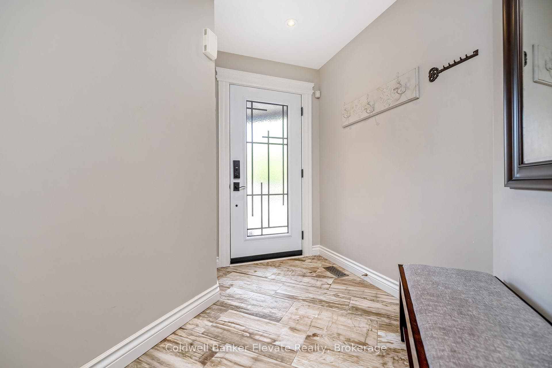 52 Curry Crescent photo 6