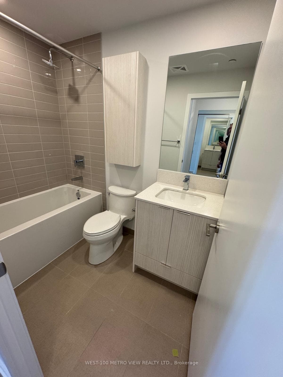 430 Square One Drive Unit 2404 photo 6